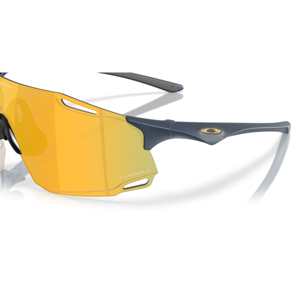 Oakley OO 9513D 951306 Güneş Gözlüğü