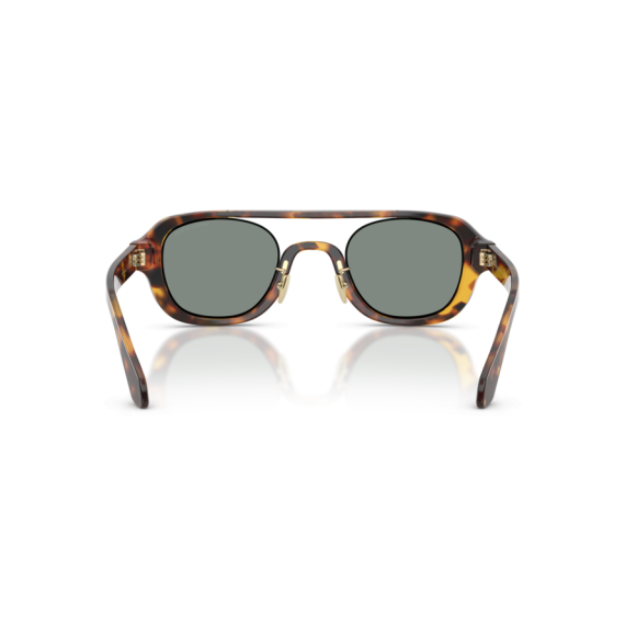 Giorgio Armani AR 8247 6331/1 Güneş Gözlüğü